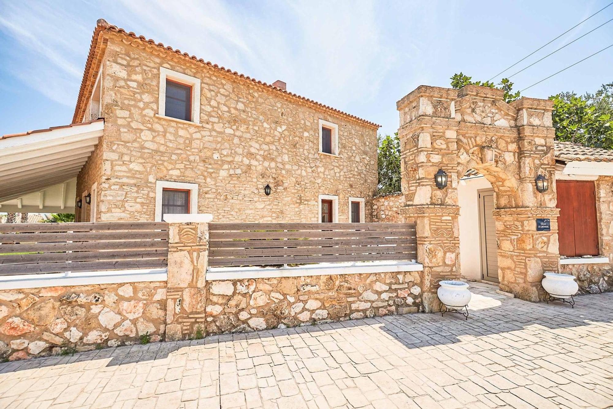 Villa St Dennis Makris Gialos  Exterior photo